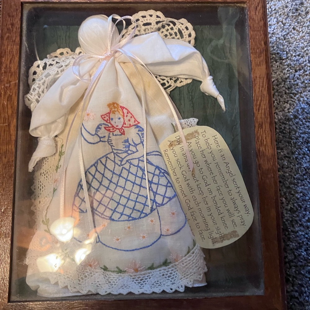 Angel in shadow box